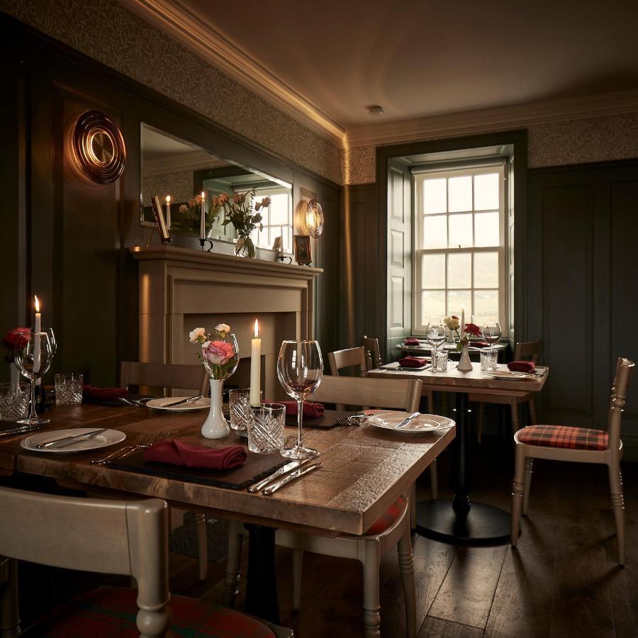 Monkstadt 1745 Restaurant With Rooms Portree Extérieur photo